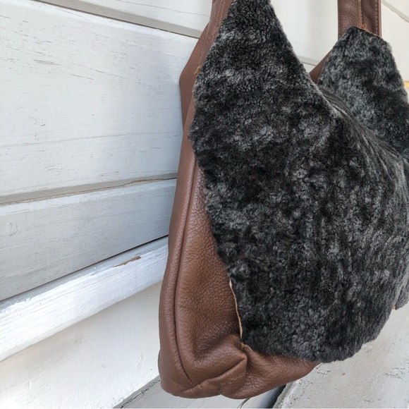 Two Hippies Leather Fur Bag. - Picture 3 of 11